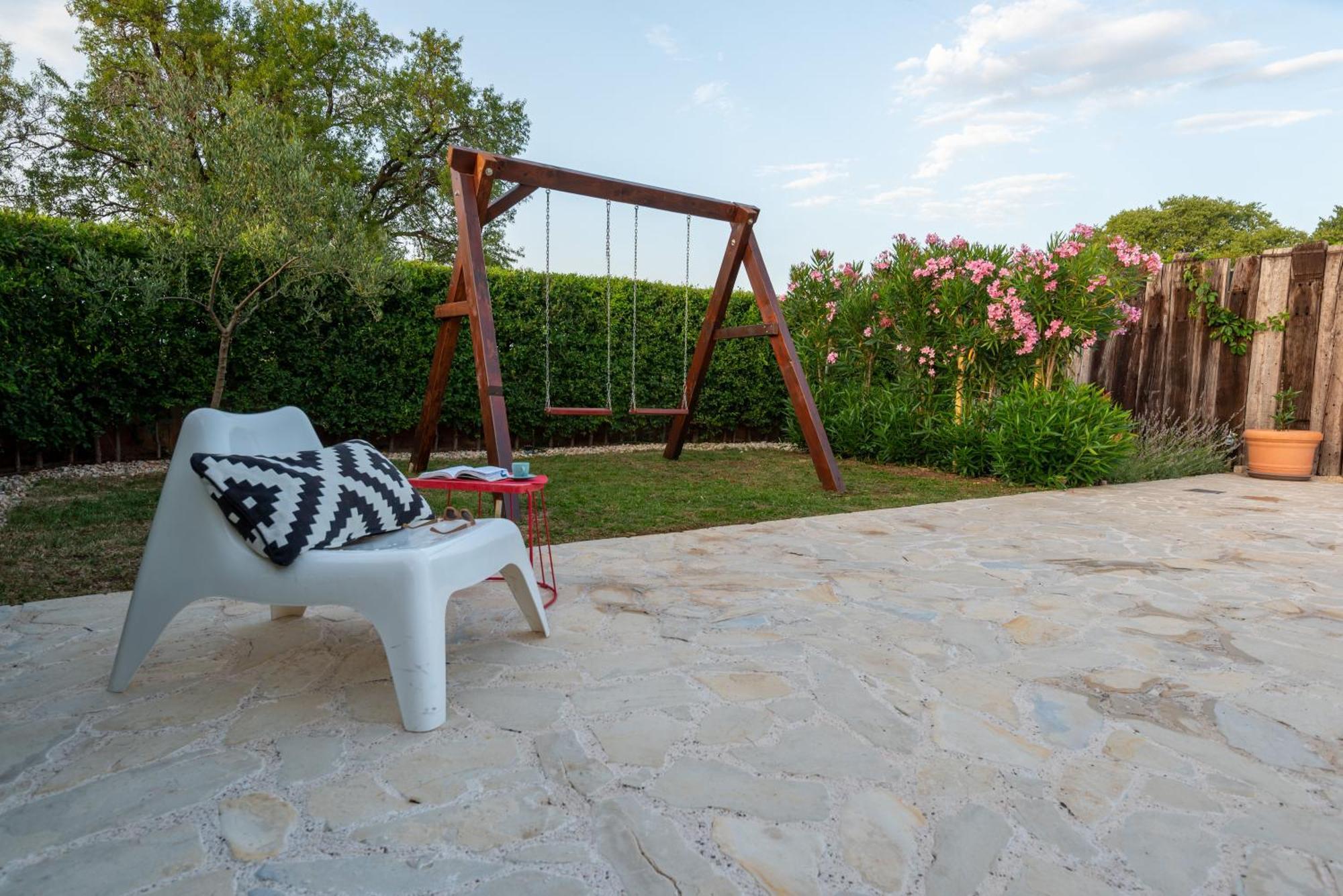 Cozy Country Home With Heated Outdoor Pool Шибеник Экстерьер фото